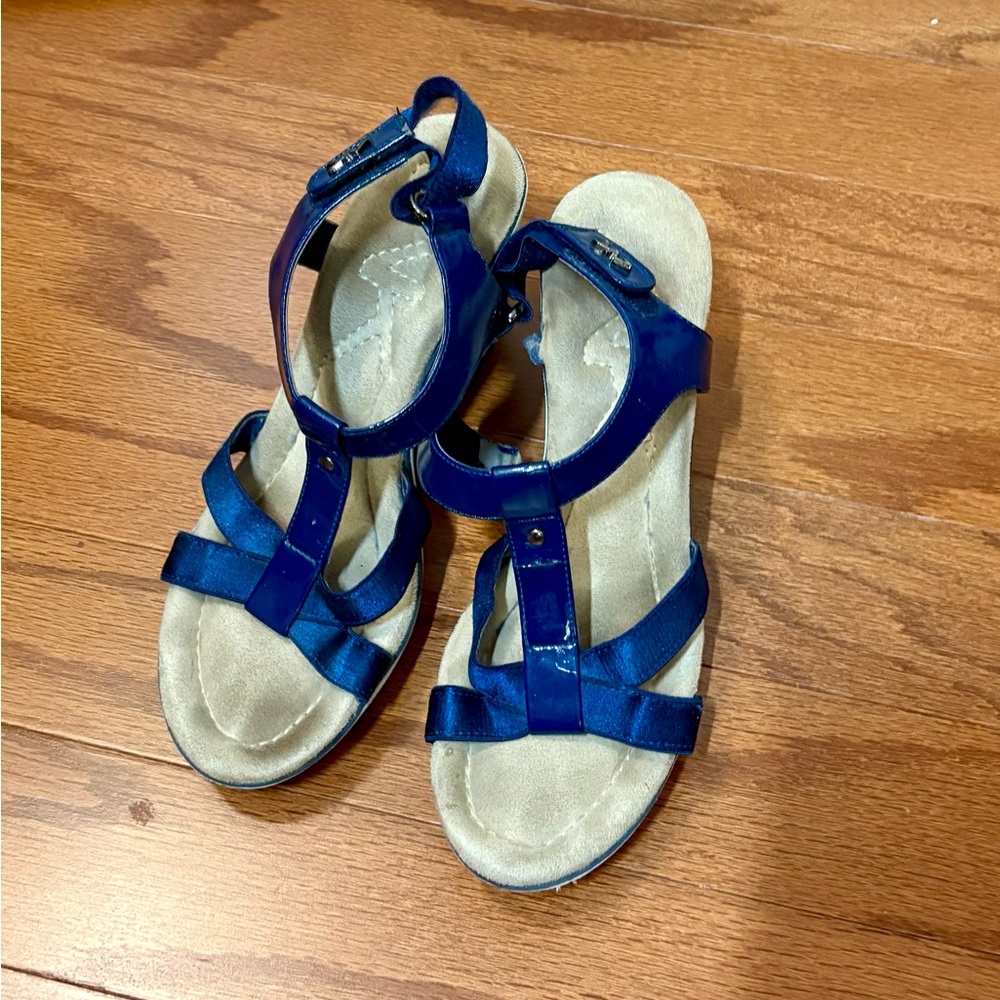 Michael Kora  Blue Women's Wedge Sandals - Picture 2 of 4